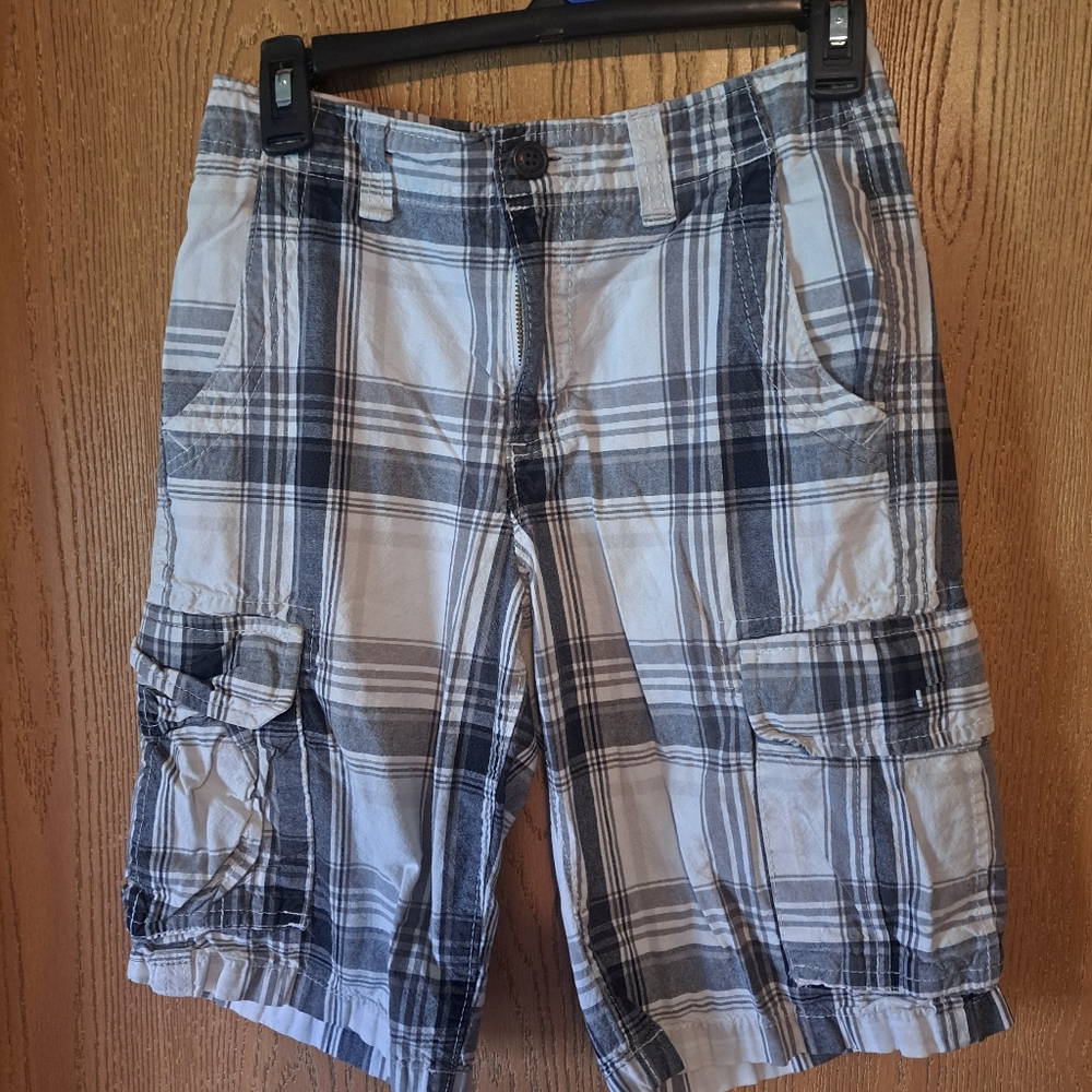 Boys Whit And Gray Cargo Shorts